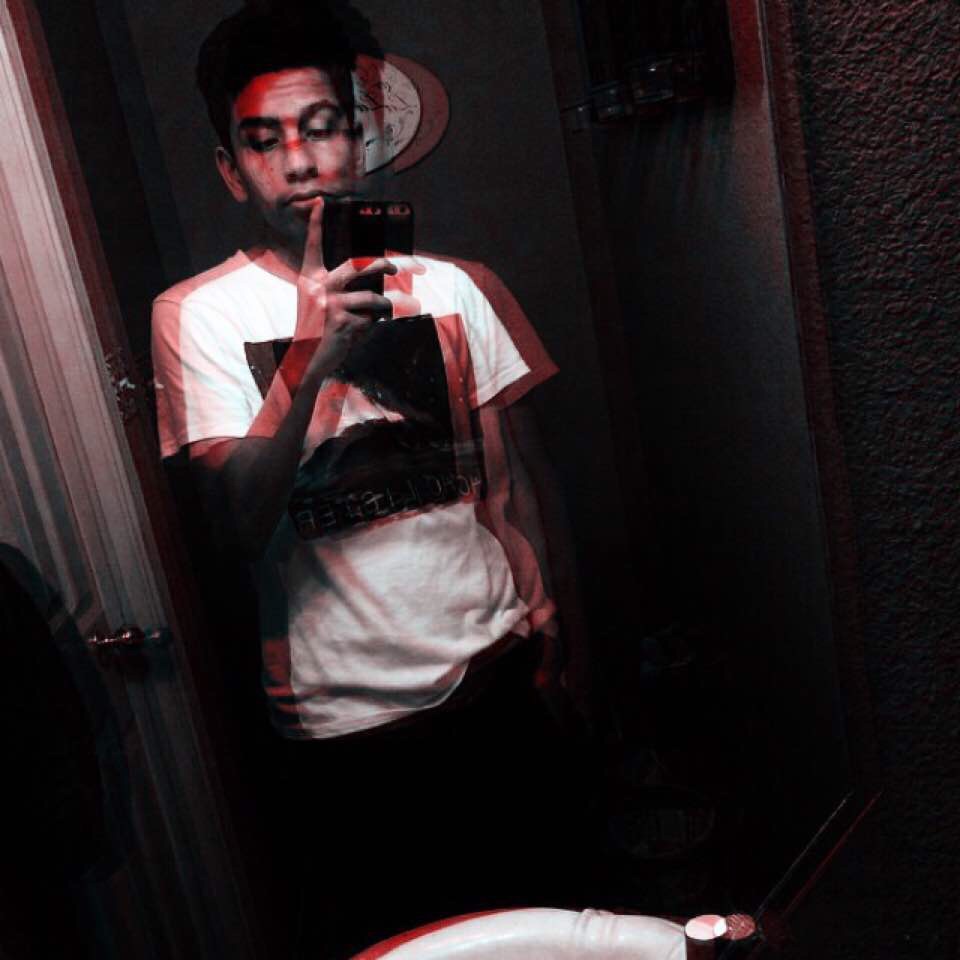 Picsart profile picture for @smuggle